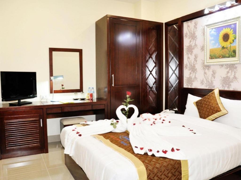 Gia Linh Hotel Дананг Экстерьер фото