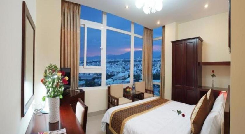 Gia Linh Hotel Дананг Экстерьер фото
