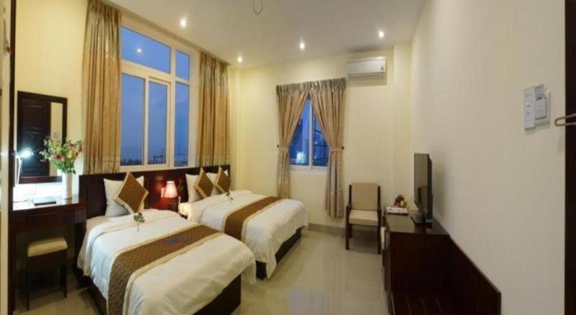 Gia Linh Hotel Дананг Экстерьер фото