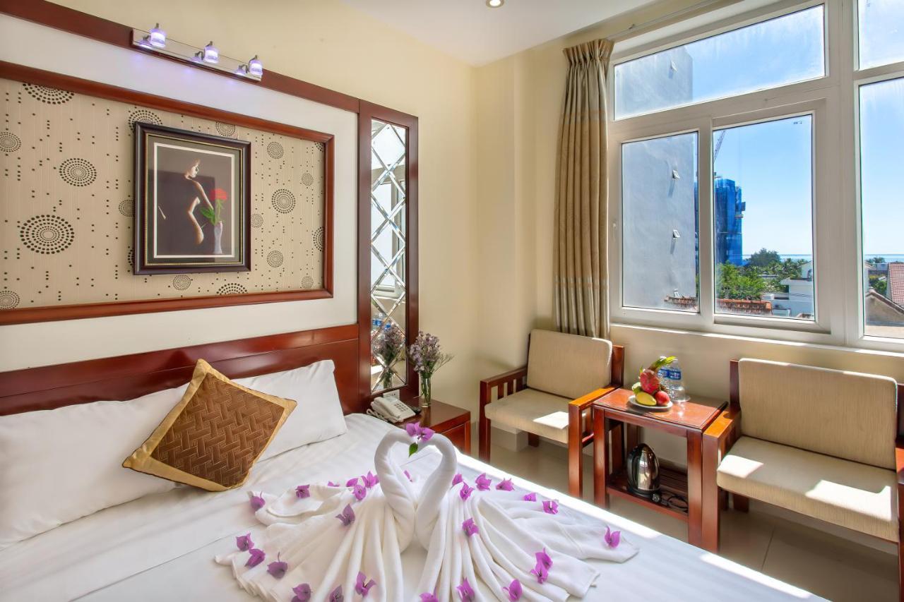 Gia Linh Hotel Дананг Экстерьер фото