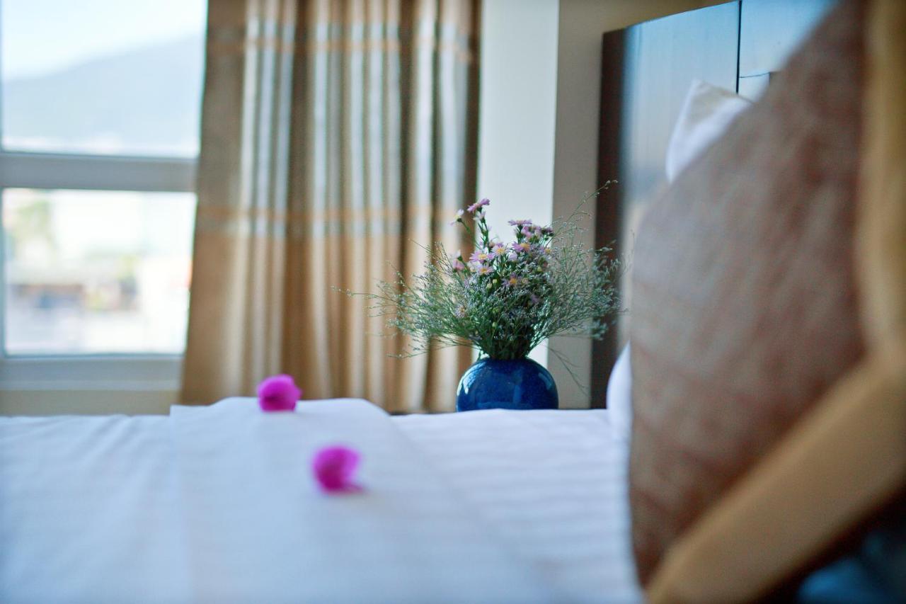 Gia Linh Hotel Дананг Экстерьер фото