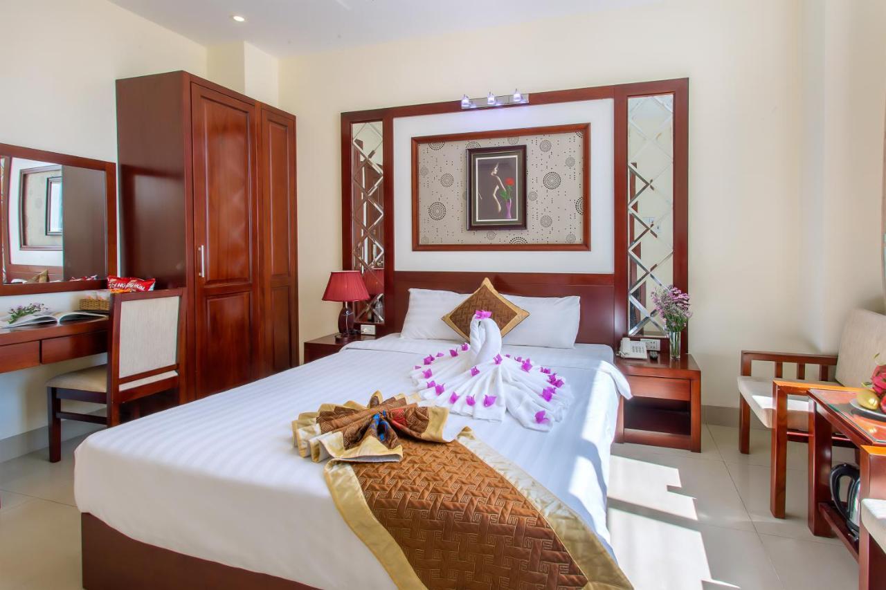 Gia Linh Hotel Дананг Экстерьер фото