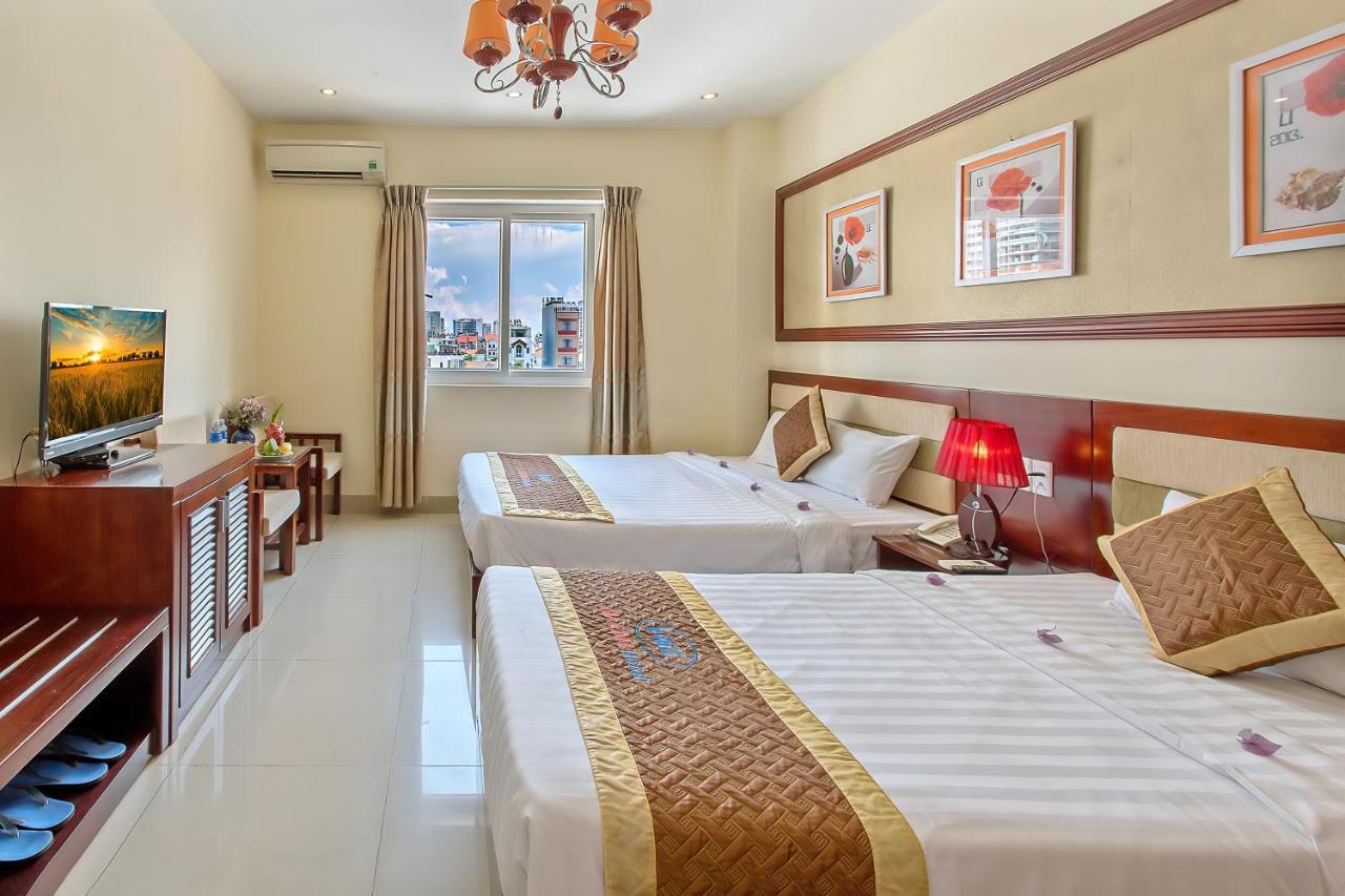 Gia Linh Hotel Дананг Экстерьер фото